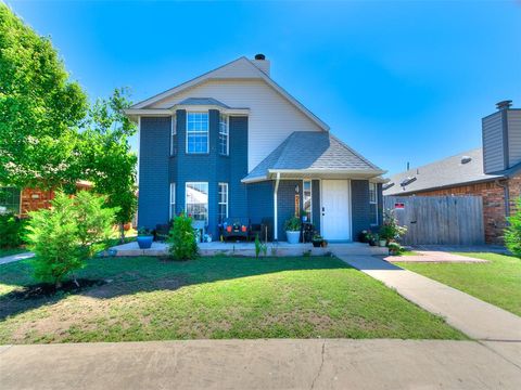 Photo of 2114 Westmore Drive, Moore, OK 73170 (MLS # 1227805)