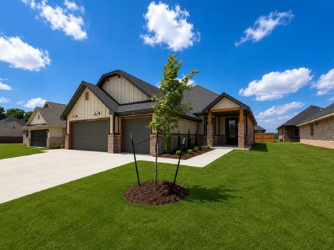Photo of 5109 Vine Cliff Road, Mustang, OK 73064 (MLS # 1226329)