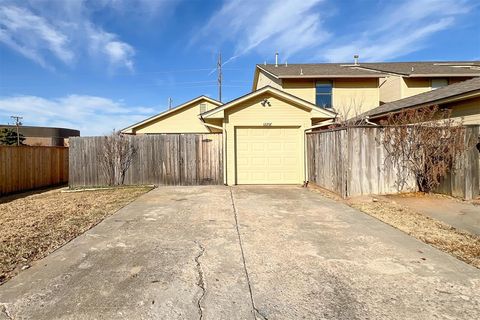 Photo of 1225 Sequoyah Place, Edmond, OK 73003 (MLS # 1229916)