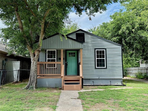 Photo of 3741 NW 29th Street, Oklahoma City, OK 73107 (MLS # 1252029)