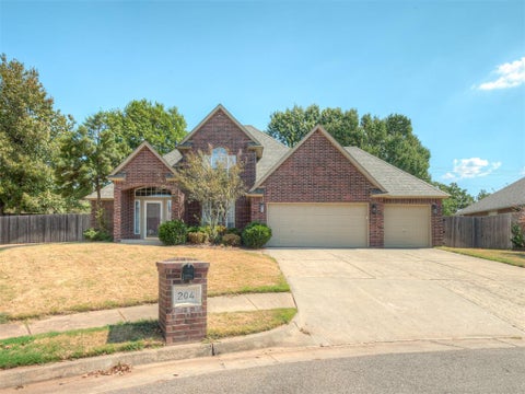 Photo of 204 Ainsley Court, Edmond, OK 73034 (MLS # 1249219)
