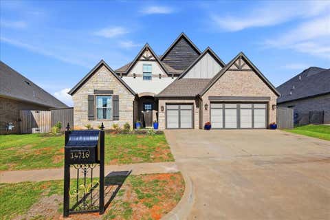 Photo of 14716 Avignon Lane, Yukon, OK 73099 (MLS # 1235584)