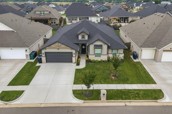 15809 BISON DR, OKLAHOMA CITY, OK 73170 - Image abdfb9d8b0a43856e197589bd563c0ee/3582251013