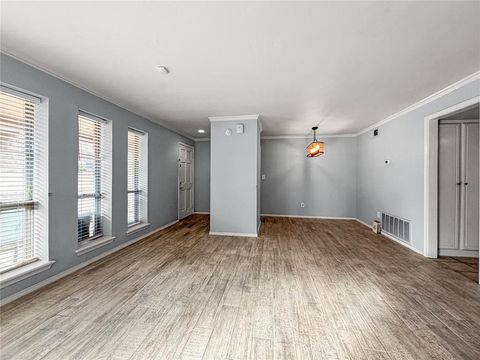 Photo of 5900 N Pennsylvania Avenue #112, Oklahoma City, OK 73112 (MLS # 1228774)