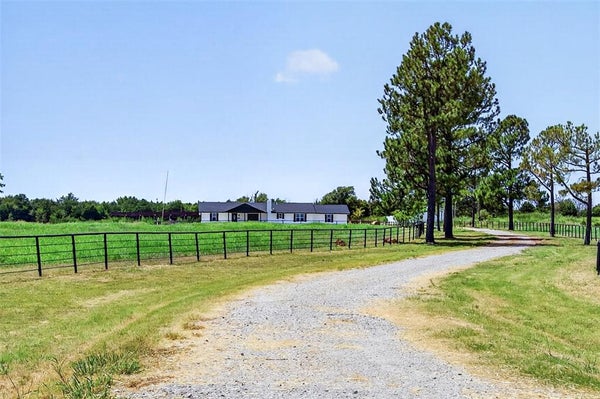 14109 HIGHWAY 99, KONAWA, OK 74849 - Image ac1f4430625d09f9d8cbbdaaa275ec49/3955860214