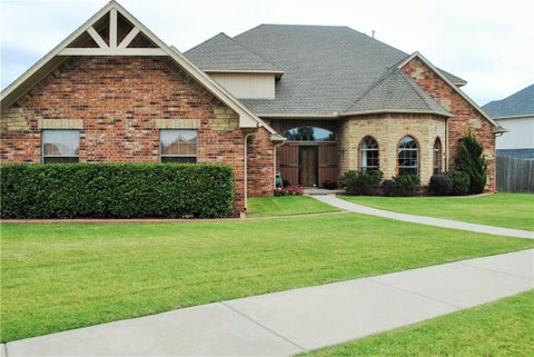 Photo of 17012 Fenwick Boulevard, Edmond, OK 73012 (MLS # 1251717)