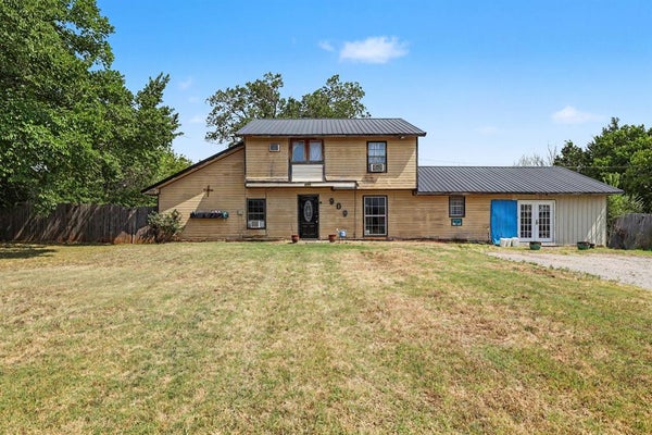 909 E PARK ST, TECUMSEH, OK 74873 - Image acb69fd68f0ed590a96fa596c74c34ca/611168331