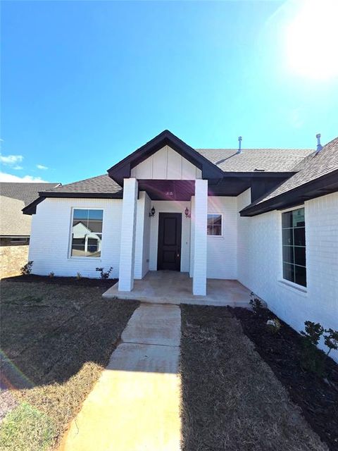 Photo of 11604 NW 103rd Street, Yukon, OK 73099 (MLS # 1216766)