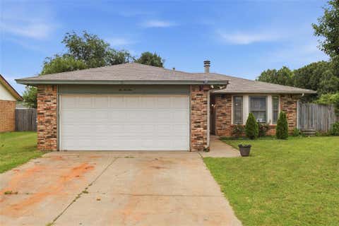 Photo of 221 W Strasburg Way, Mustang, OK 73064 (MLS # 1236120)