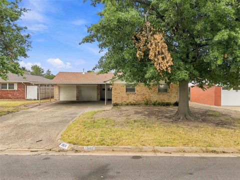 Photo of 2601 SW 63rd Place, Oklahoma City, OK 73159 (MLS # 1245840)