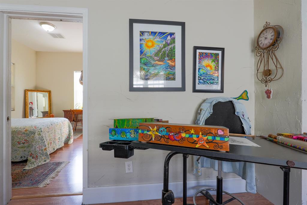 Shawnee, Oklahoma 74801, United States, 3 Bedrooms Bedrooms, ,2 BathroomsBathrooms,Residential,Active,237863