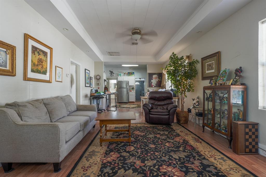 Shawnee, Oklahoma 74801, United States, 3 Bedrooms Bedrooms, ,2 BathroomsBathrooms,Residential,Active,237863