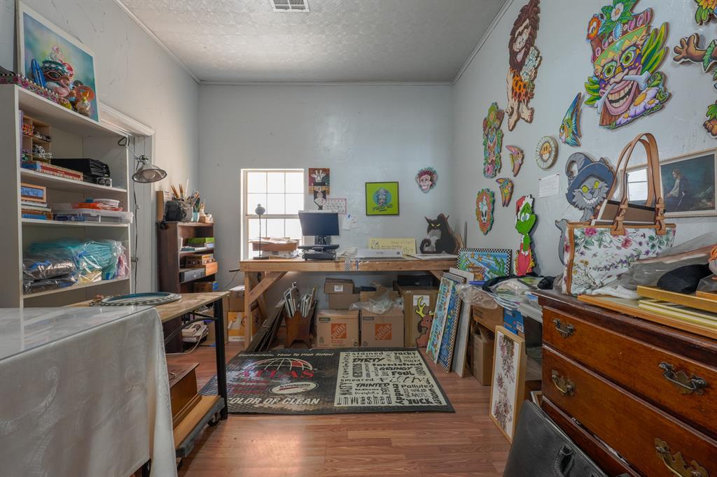 Shawnee, Oklahoma 74801, United States, 3 Bedrooms Bedrooms, ,2 BathroomsBathrooms,Residential,Active,237863