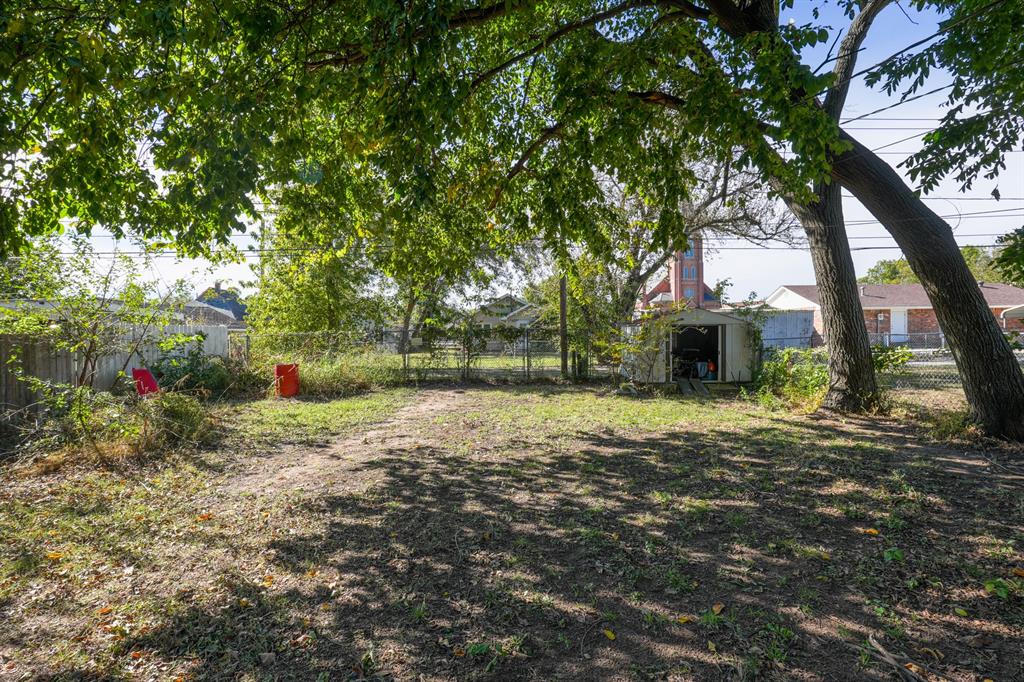 Shawnee, Oklahoma 74801, United States, 3 Bedrooms Bedrooms, ,2 BathroomsBathrooms,Residential,Active,237863