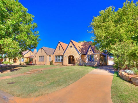 Photo of 2309 NW 26th Street, Oklahoma City, OK 73107 (MLS # 1250992)