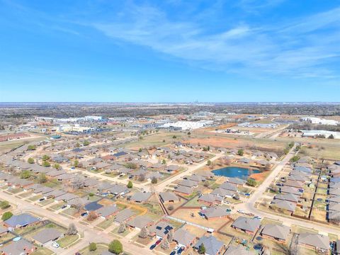 Photo of 609 E Linden Lane, Mustang, OK 73064 (MLS # 1237173)