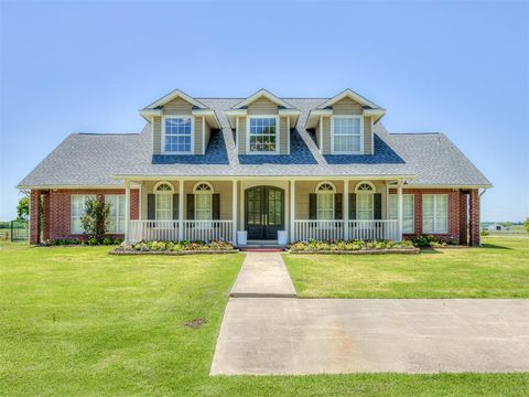 Photo of 4200 NW 48th Avenue, Norman, OK 73072 (MLS # 1228457)