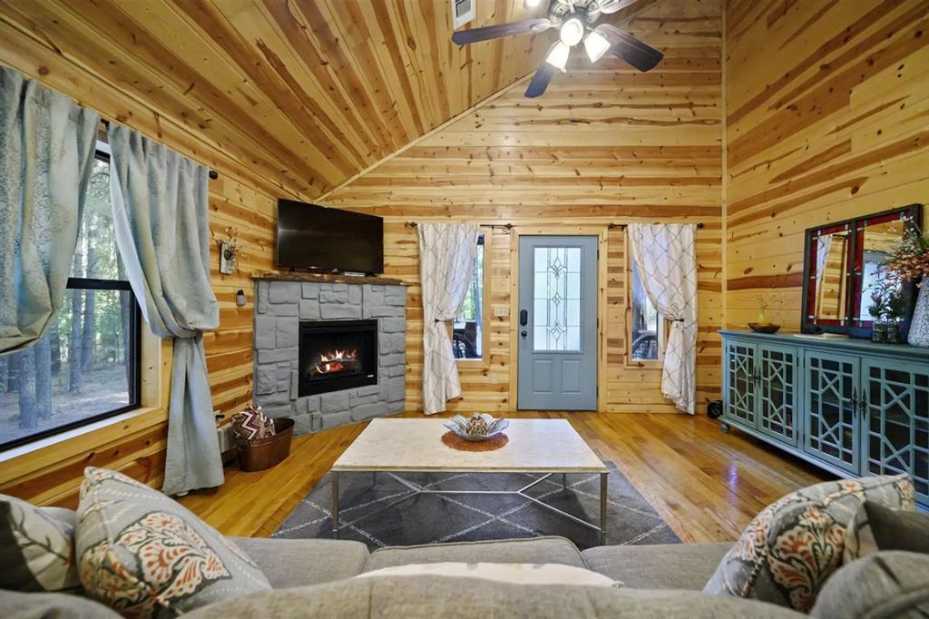 83 Bent Pine Trail