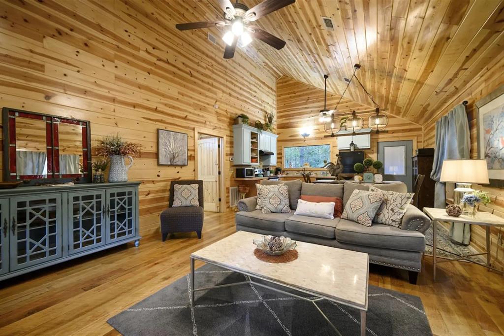83 Bent Pine Trail