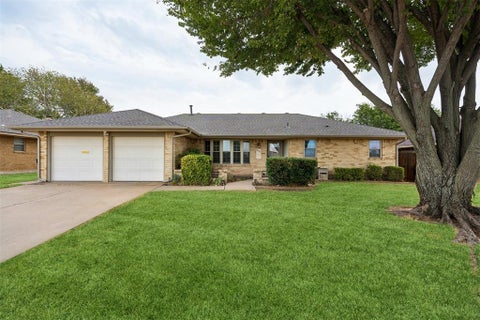 Photo of 3620 N Ridgewood Drive, Midwest City, OK 73110 (MLS # 1251135)