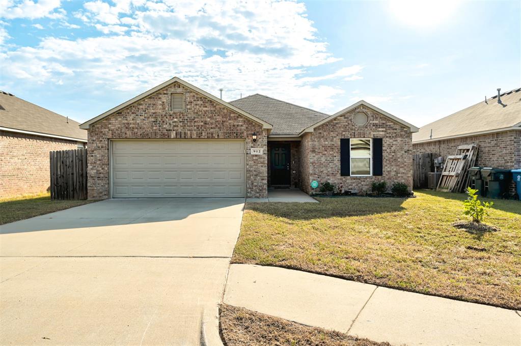 Photo 1 of 37 — 912 Klare Lane, Midwest City, OK 73130