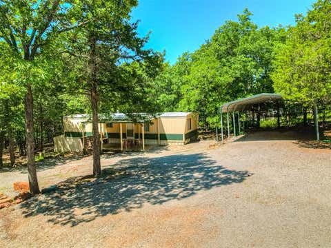 Photo of 332 Royal Lane, Canadian, OK 74425 (MLS # 1245959)
