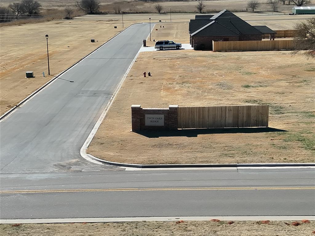 Photo 1 of 12 — 1 Flintlock Trail, Clinton, OK 73601