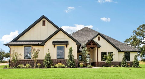 Photo of 10849 Turkey Trot Trail, Guthrie, OK 73044 (MLS # 1221739)