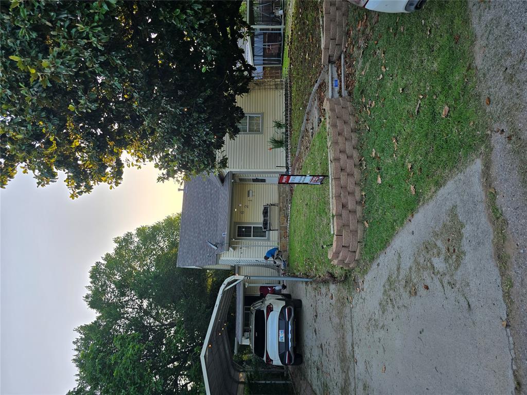 Photo 1 of 27 — 621 NE H Street, Ardmore, OK 73401