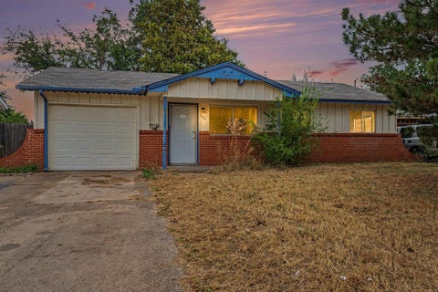 Photo of 1421 SW 65th Street, Oklahoma City, OK 73159 (MLS # 1252232)