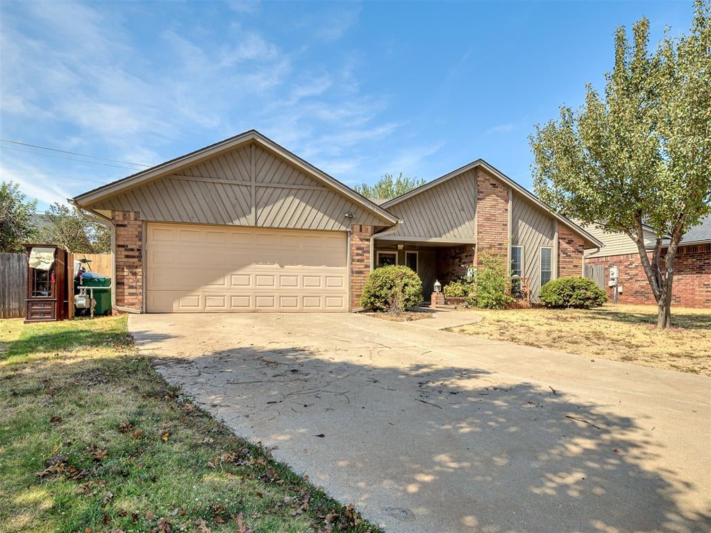 10717 S Blackwelder Avenue - Photo 2