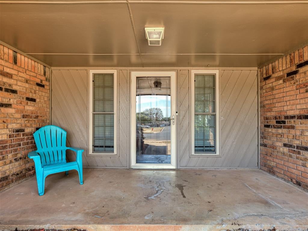 10717 S Blackwelder Avenue - Photo 4