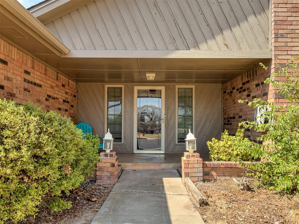 10717 S Blackwelder Avenue - Photo 3