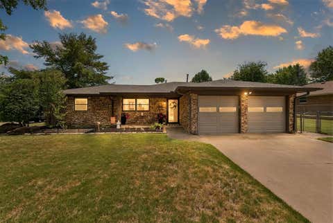 Photo of 1900 Barryton Road, Oklahoma City, OK 73120 (MLS # 1244738)