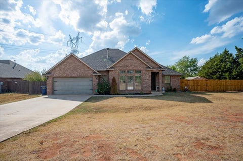 Photo of 1301 S Morgan Road, Mustang, OK 73064 (MLS # 1250799)