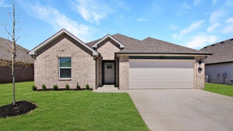 Photo of 10225 NW 27th Street, Yukon, OK 73099 (MLS # 1216465)