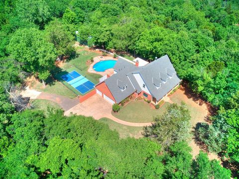 Photo of 1851 Silver Oaks Drive, Edmond, OK 73025 (MLS # 1226996)