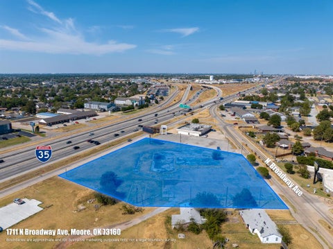Photo of 1711 N Broadway Avenue, Moore, OK 73160 (MLS # 1250953)