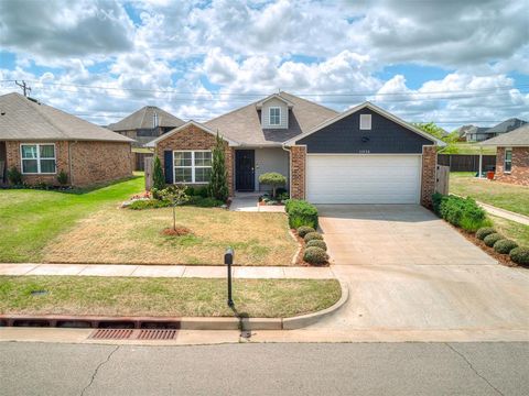 Photo of 11036 NW 94th Terrace, Yukon, OK 73099 (MLS # 1225713)