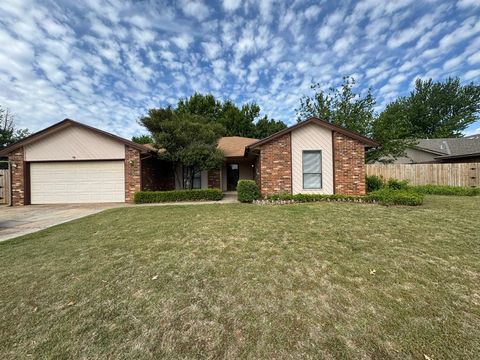Photo of 10501 Cecilia Drive, Oklahoma City, OK 73162 (MLS # 1228202)