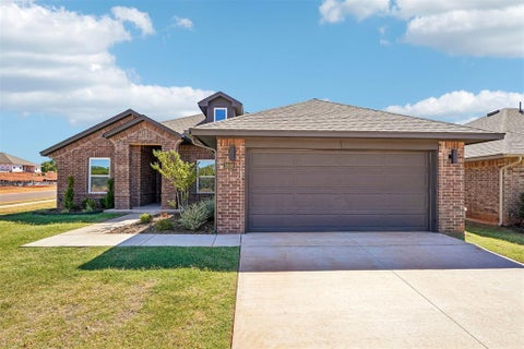 Photo of 1800 Pin Cherry Lane, Moore, OK 73160 (MLS # 1240857)