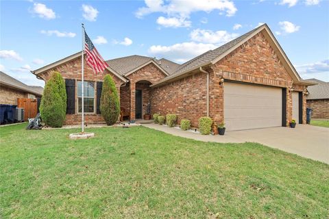 Photo of 3416 Canton Trail, Yukon, OK 73099 (MLS # 1230541)