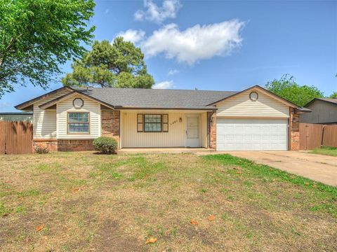Photo of 1201 NE 6th Street, Moore, OK 73160 (MLS # 1227162)