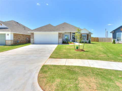 Photo of 14004 Tybee Island Drive, Yukon, OK 73099 (MLS # 1232823)
