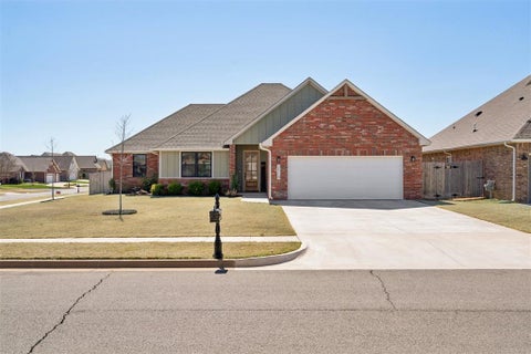 Photo of 2518 Birmingham Drive, Norman, OK 73071 (MLS # 1220624)