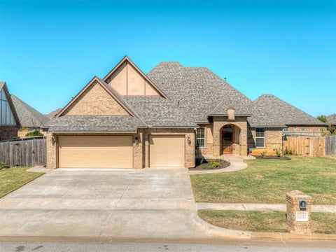 Photo of 13317 NW 4th Street, Yukon, OK 73099 (MLS # 1252775)