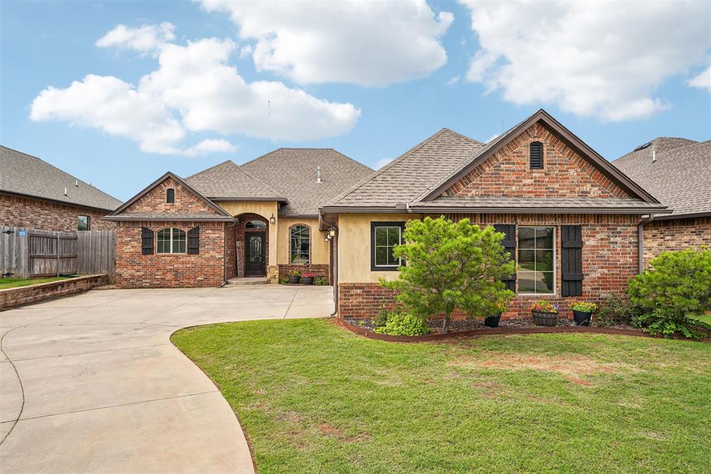 Photo 1 of 31 — 1720 NE 25th Street, Moore, OK 73160