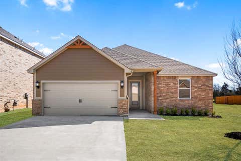 Photo of 3105 Evyn Boulevard, Yukon, OK 73099 (MLS # 1239736)
