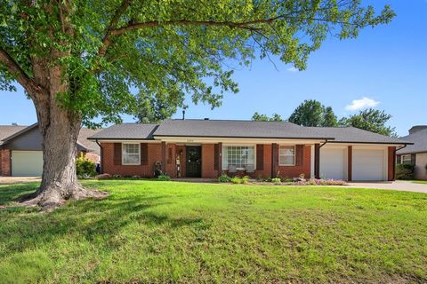 Photo of 2604 NW 110th Street, Oklahoma City, OK 73120 (MLS # 1236790)