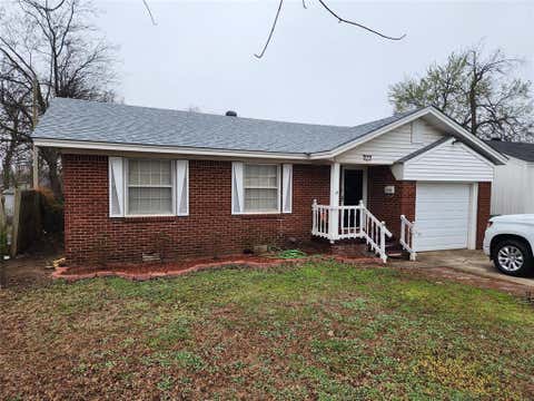 Photo of 308 W Mimosa Drive, Midwest City, OK 73110 (MLS # 1217591)